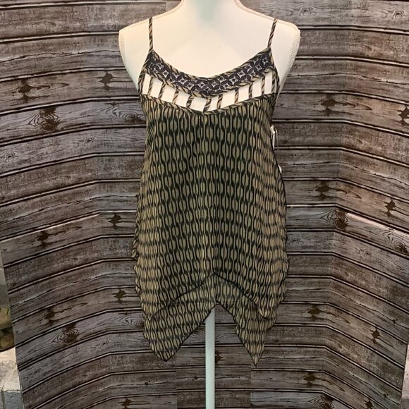 🔥🔥SALE🔥🔥𝅺COCO + JAIMESON Chiffon Tank Top NWT - Picture 2 of 4